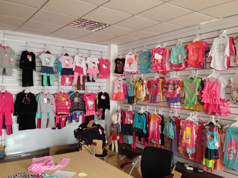 CHILDREN WEAR
