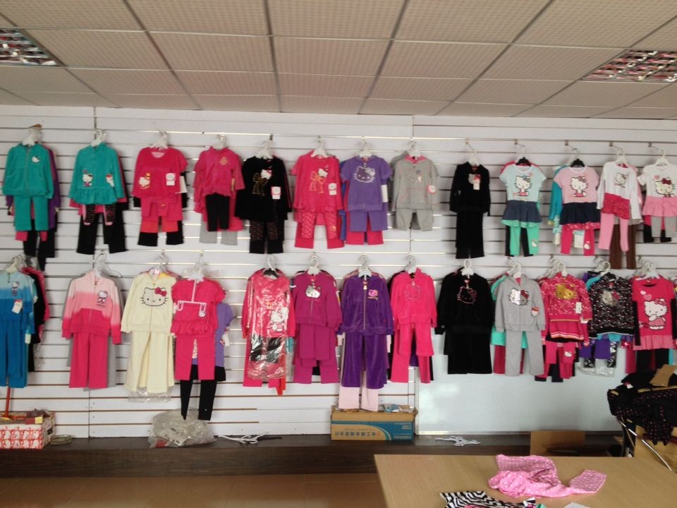 CHILDREN WEAR
