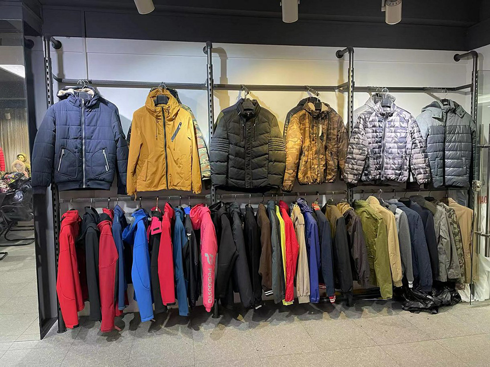 OUTER WEAR
